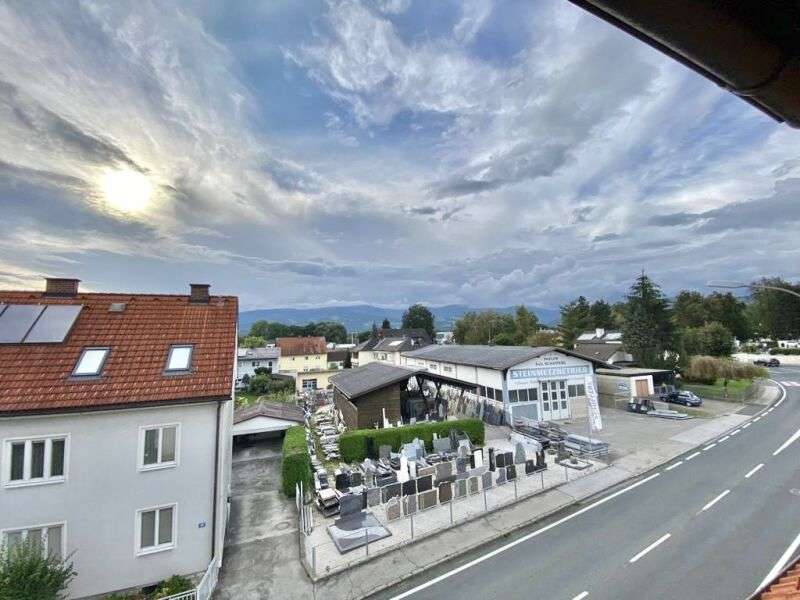 Dachgeschosswohnung : Ausblick Ausblick