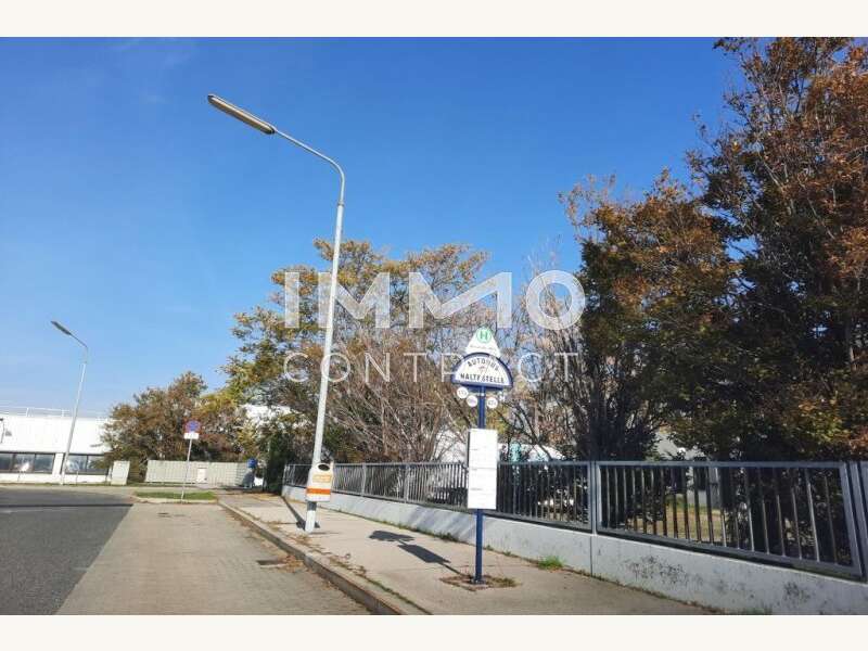 Produktionshalle Wien: One 1 One 1