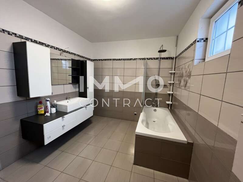 Einfamilienhaus Loimersdorf: Bad OG Bad OG