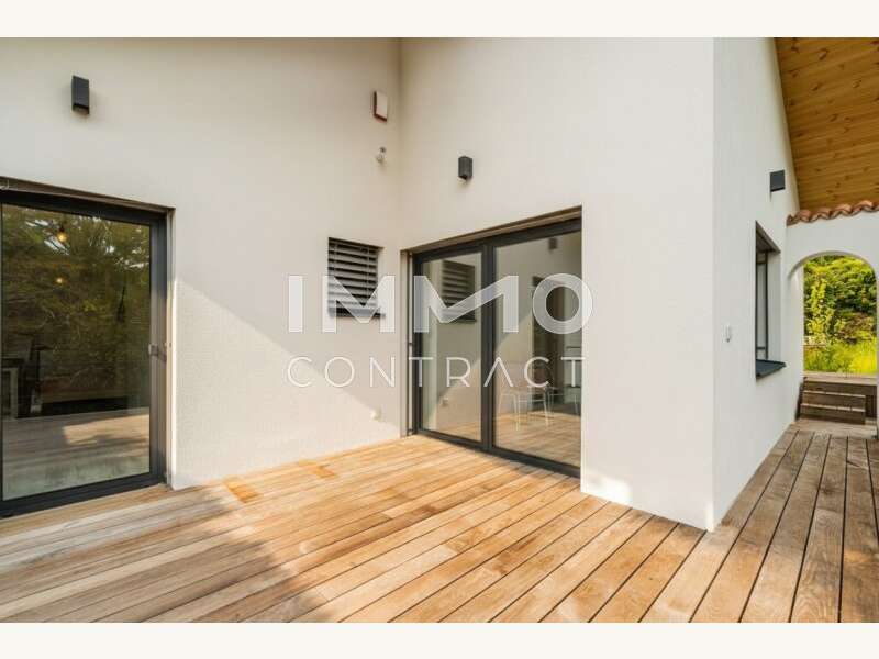 Einfamilienhaus Hainburg an der Donau: 1. OG Terrasse 1. OG Terrasse