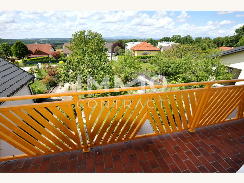 Balkon im OG mit Ausblick