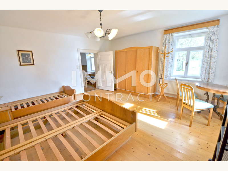 Zimmer 2 Blickrichtung Küche