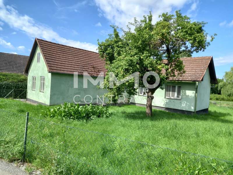 Landhaus Vitis: Haus, Einfahrt, Garten Haus, Einfahrt, Garten