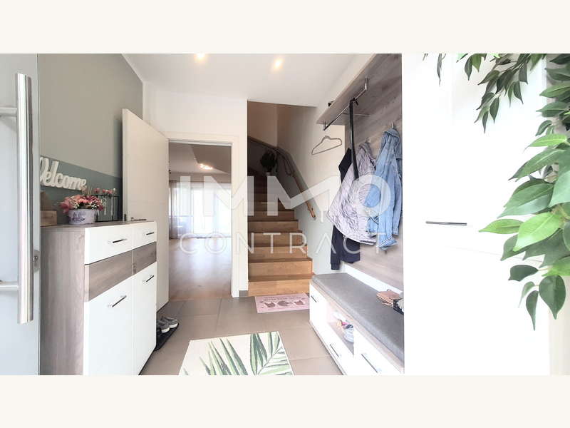 Haus Alland: 20250513_104738_neu 20250513_104738_neu