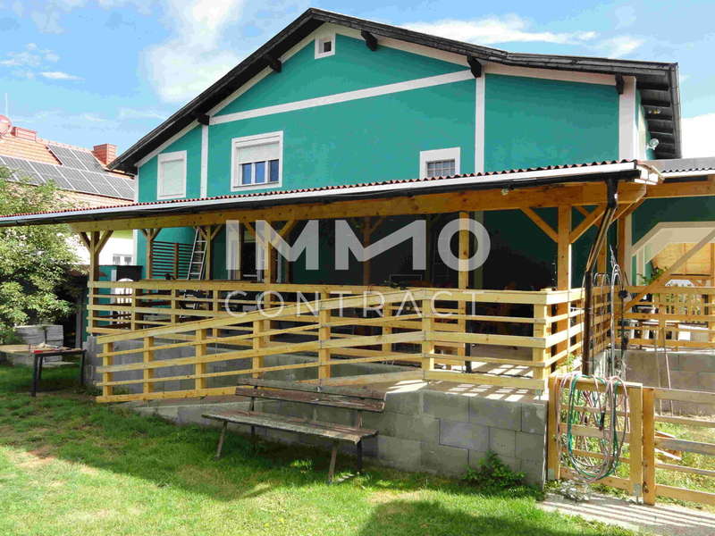 Riesige Terrasse