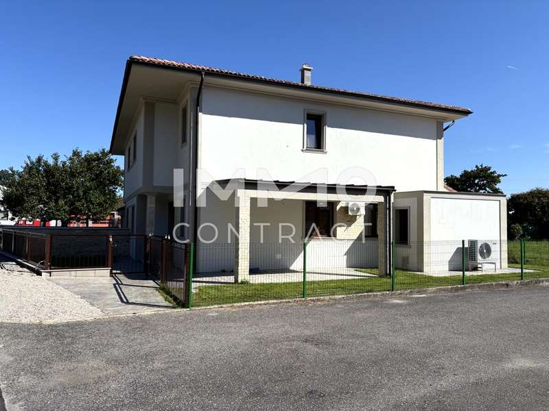 Doppelhaushälfte Golling: Ansicht West Ansicht West