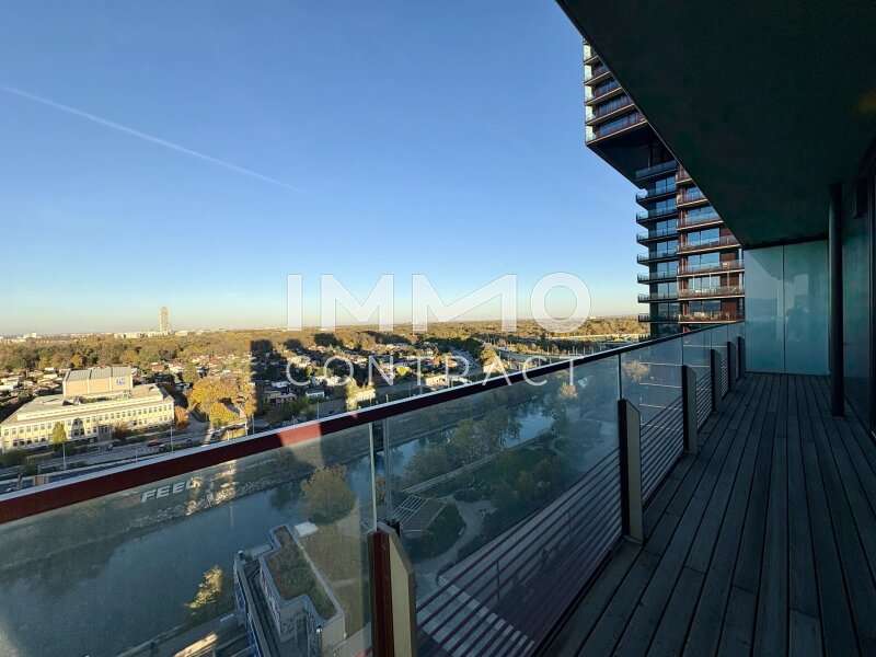Mietwohnung Wien: Balkon Donaukanal abwärts Balkon Donaukanal abwärts