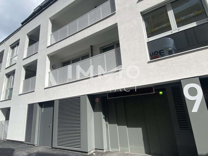 Dachgeschosswohnung Wien: Zufahrt zur Tiefgarage Zufahrt zur Tiefgarage