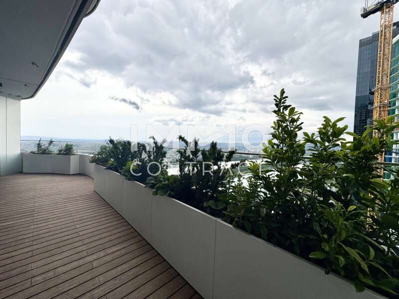 Mietwohnung Wien: Balkon Richtung Kahlenberg & City Balkon Richtung Kahlenberg & City