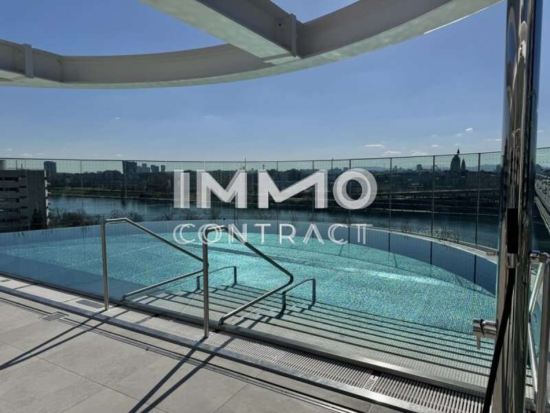 Mietwohnung Wien: Ganzjährig beheizter Pool Ganzjährig beheizter Pool