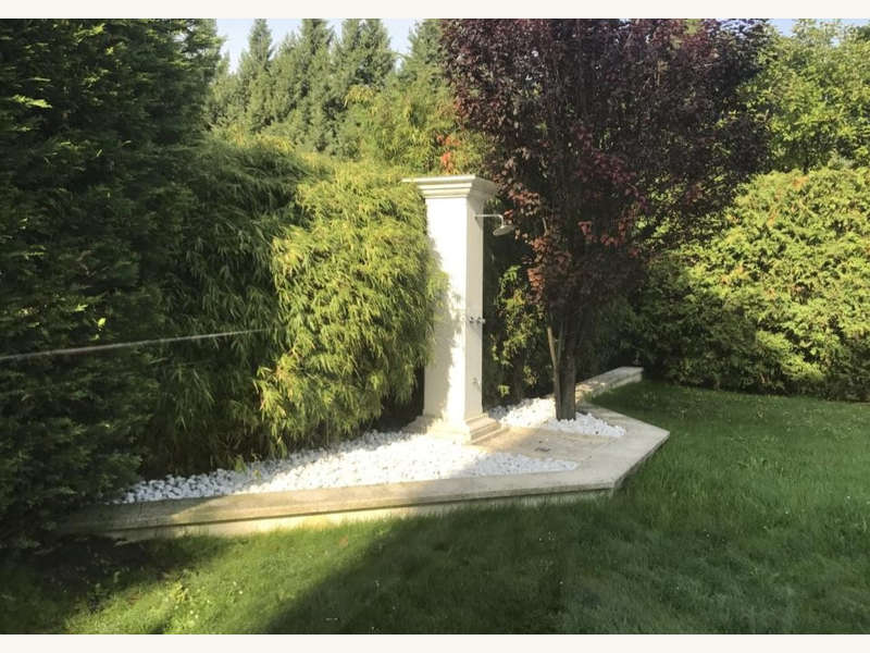 Mietwohnung Wien: Gartendusche Gartendusche