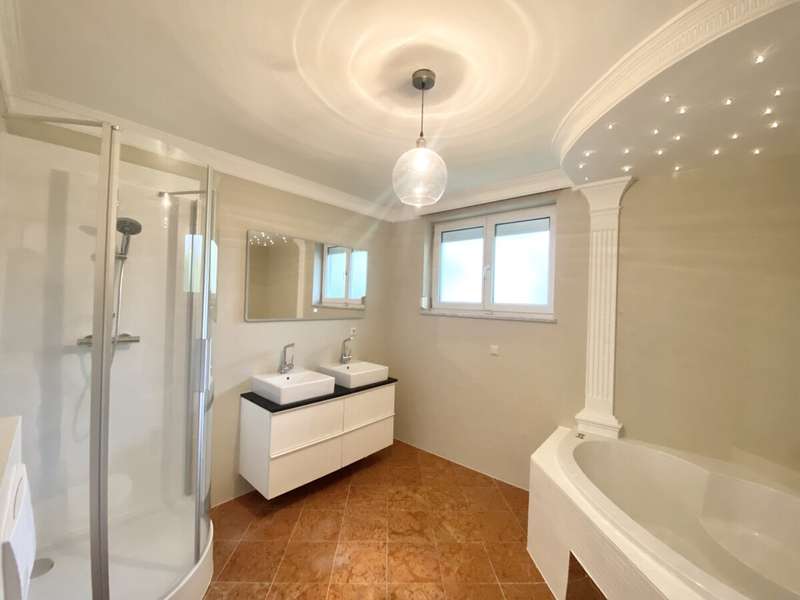 Mietwohnung Wien: Badezimmer Badezimmer