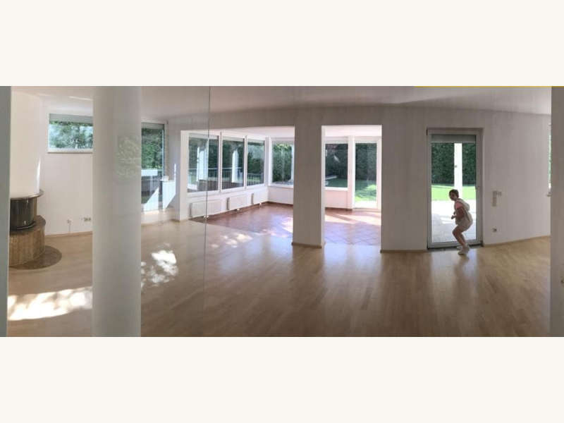 Mietwohnung Wien: Panorama Wohnzimmer und Wintergarten Panorama Wohnzimmer und Wintergarten