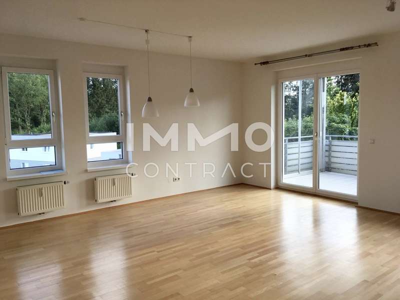 Dachgeschosswohnung Thalheim Bei Wels: Wohnzimmer Wohnzimmer