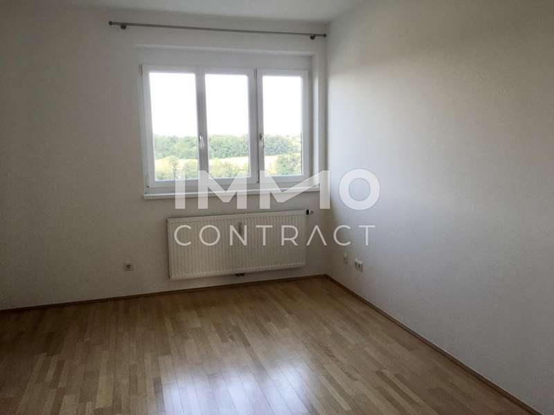Dachgeschosswohnung Thalheim Bei Wels: Schlafzimmer Schlafzimmer