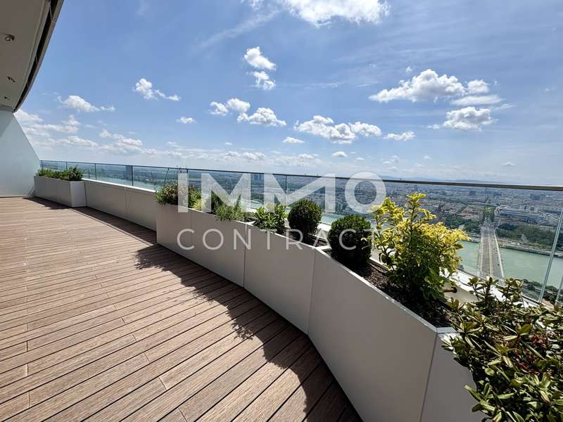 Mietwohnung Wien: Balkon Richtung Neue Donau, Innere Stadt Balkon Richtung Neue Donau, Innere Stadt