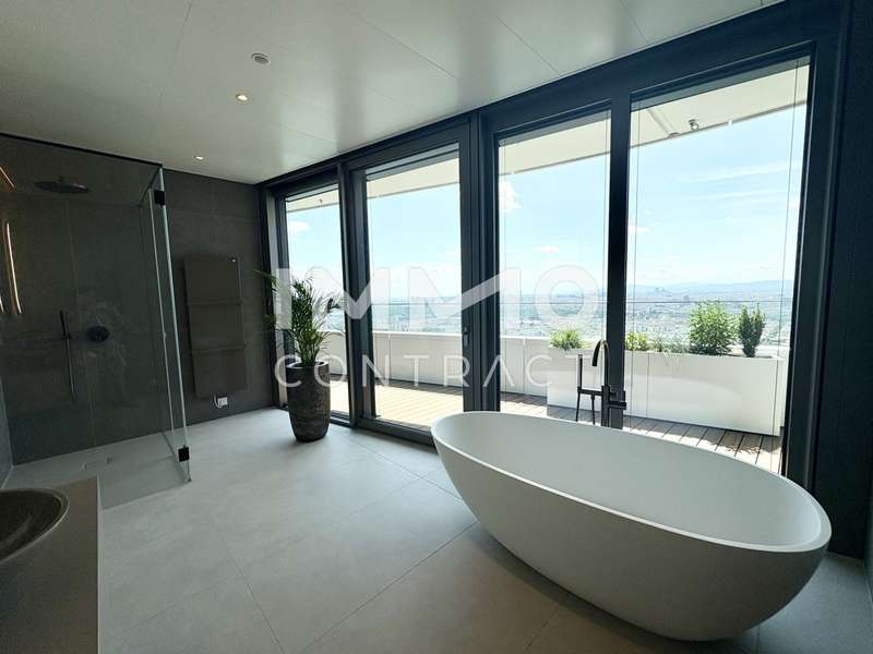 Mietwohnung Wien: Badezimmer mit Aussicht Badezimmer mit Aussicht