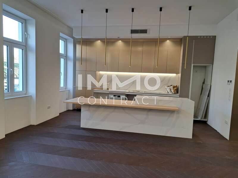 Terrassenwohnung Wien: Luxusküche mit Bar Luxusküche mit Bar