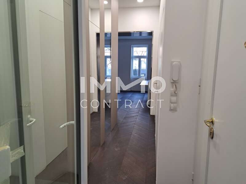 Terrassenwohnung Wien: Von der Terrasse in den Vorraum Von der Terrasse in den Vorraum