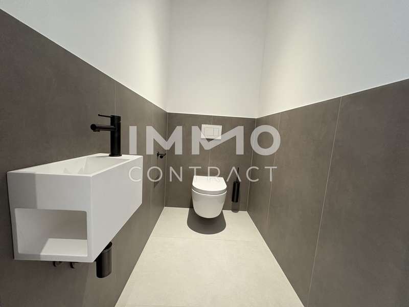 Separate Toilette