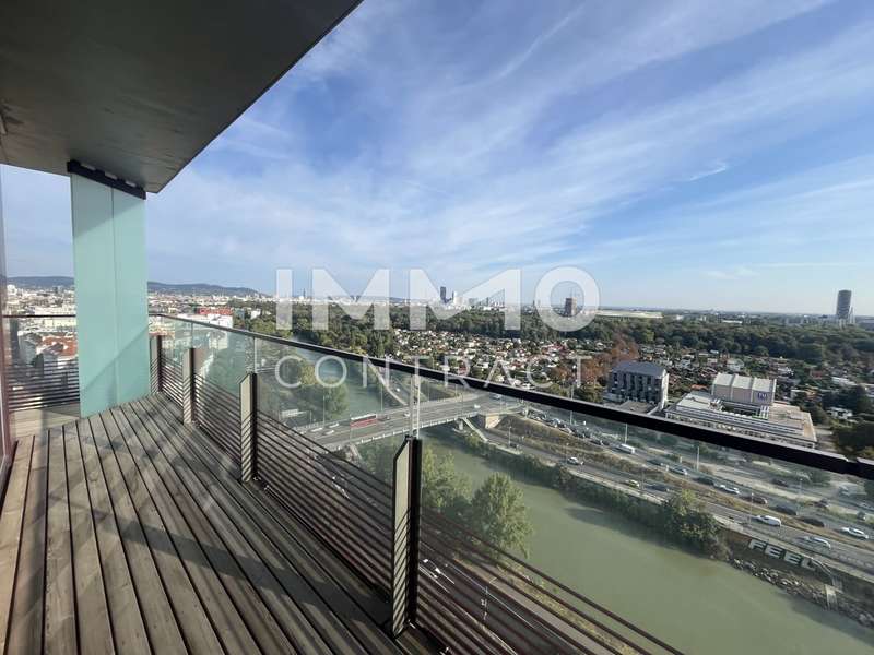 Balkon mit Blick Richtung Prater 