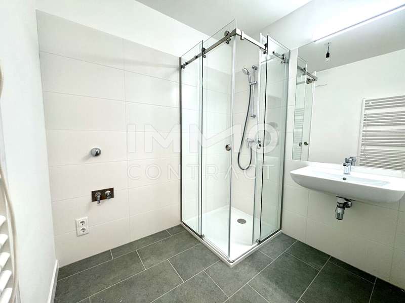 Bad mit Dusche