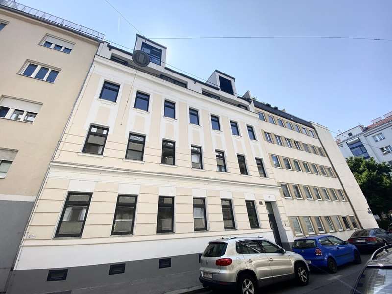 Eigentumswohnung Wien: Altbau Charme Altbau Charme