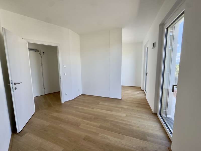 image10
