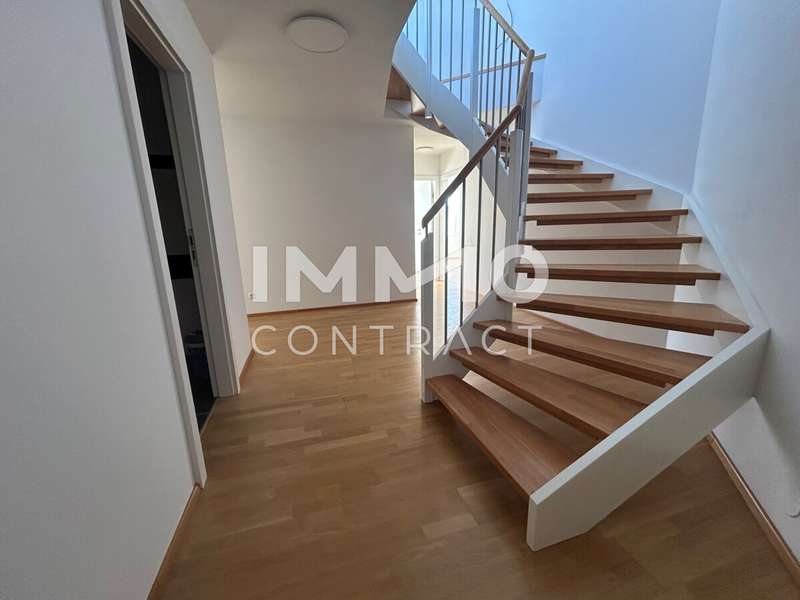 Dachgeschosswohnung Wien: Eingang Eingang