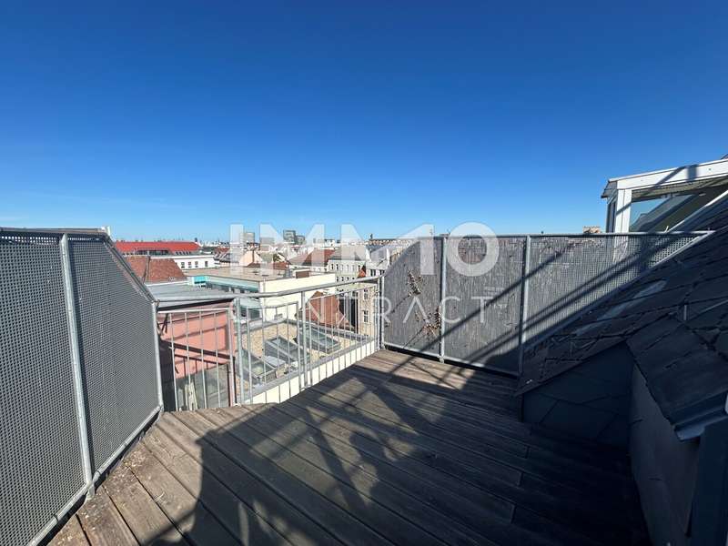 Dachgeschosswohnung Wien: Terrasse Terrasse