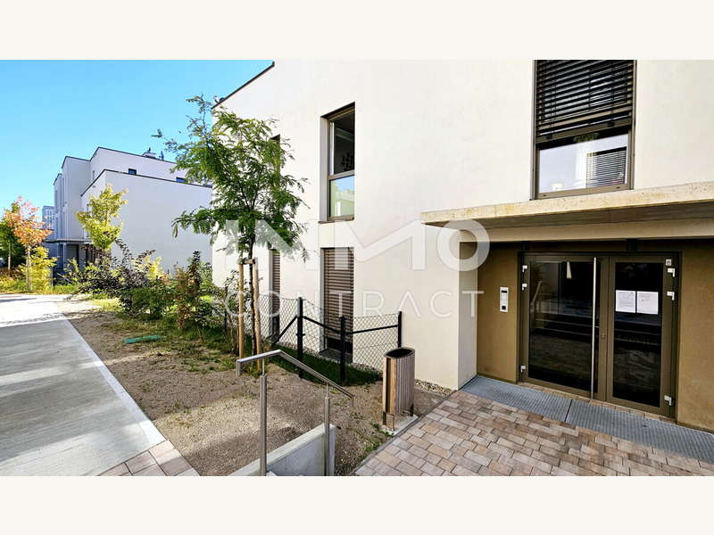 Eigentumswohnung Leopoldsdorf: Haus 2_Hauseingang Haus 2_Hauseingang