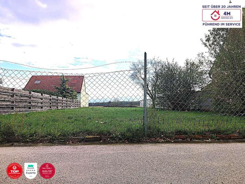 Baugrundstück Marchegg: Vorderseite Vorderseite