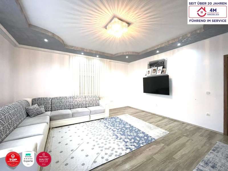 Mehrfamilienhaus Bad Vöslau: 4m-Immobilien 4m-Immobilien