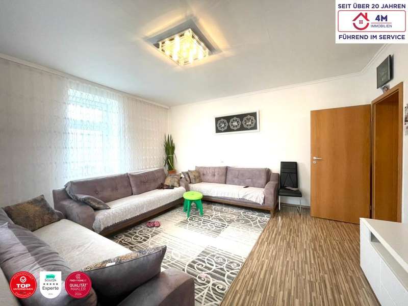 Mehrfamilienhaus Bad Vöslau: 4m-Immobilien 4m-Immobilien