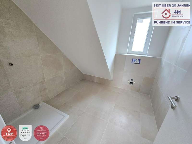 Reihenhaus Wien: Bad mit Dusche Bad mit Dusche