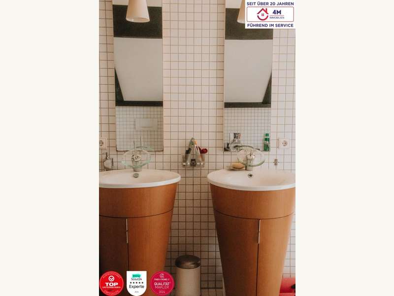 Einfamilienhaus Maria Gugging: Badezimmer Badezimmer