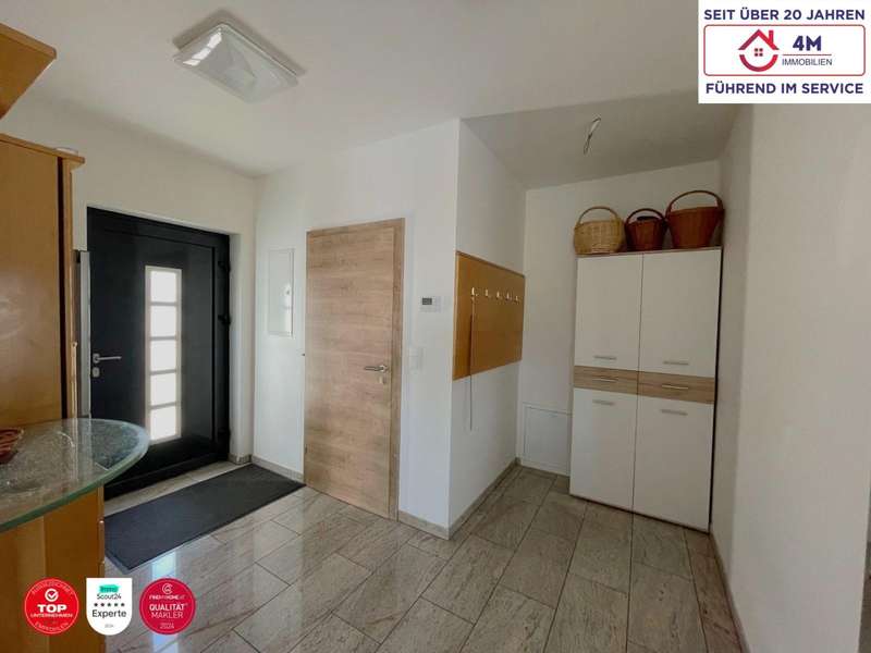 Reihenhaus Gerasdorf: Vorzimmer Vorzimmer