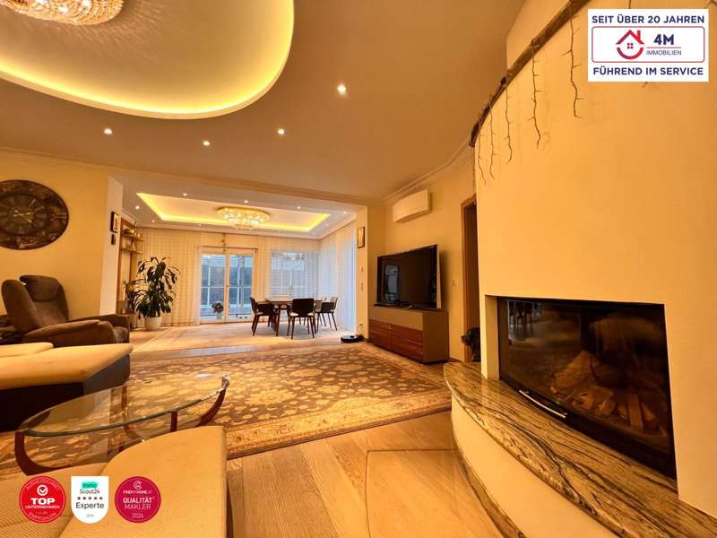 Villa Wien: Wohnzimmer_Kamin Wohnzimmer_Kamin