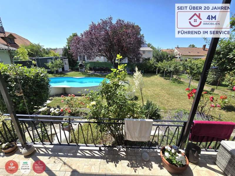 Garten mit Pool