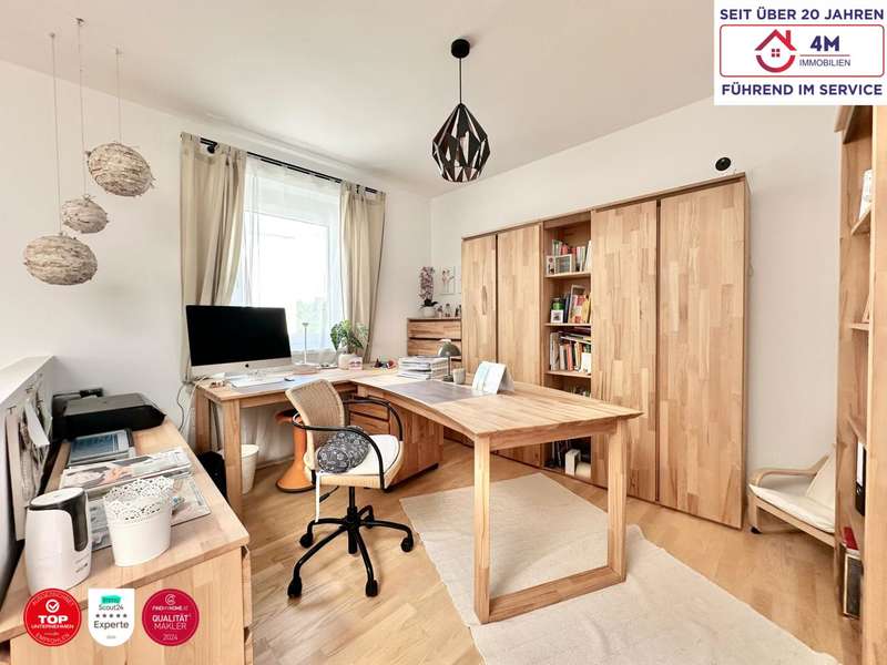 Reihenhaus Bad Fischau: Büro Büro
