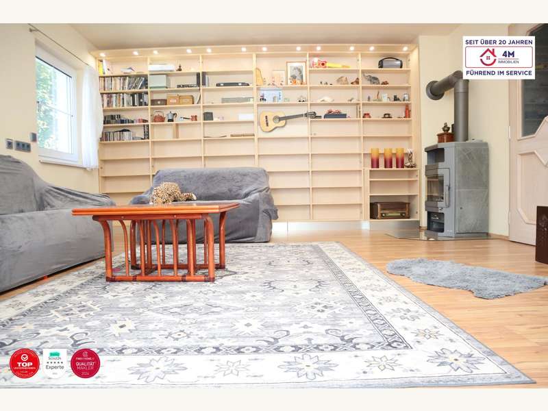 Einfamilienhaus Wien: Wohnzimmer mit Kamin Wohnzimmer mit Kamin