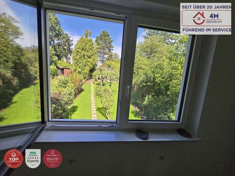 Reihenhaus Wien: Schlafzimmer Ausblick Schlafzimmer Ausblick