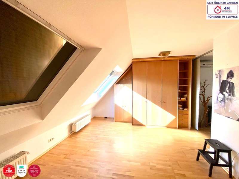 Einfamilienhaus Wien: DACHGESCHOSSZIMMER DACHGESCHOSSZIMMER