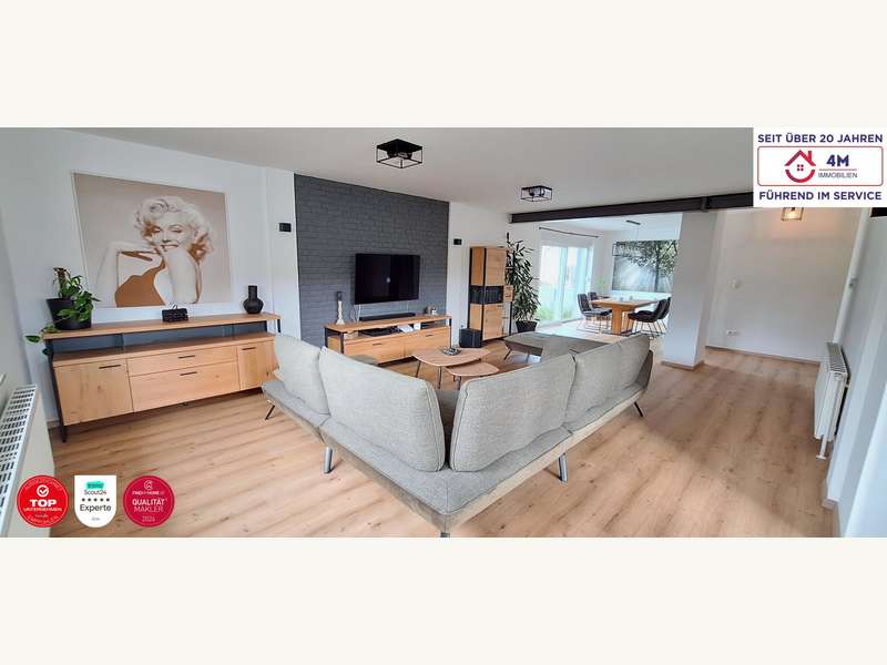 Einfamilienhaus Hirtenberg: Wohnzimmer Wohnzimmer
