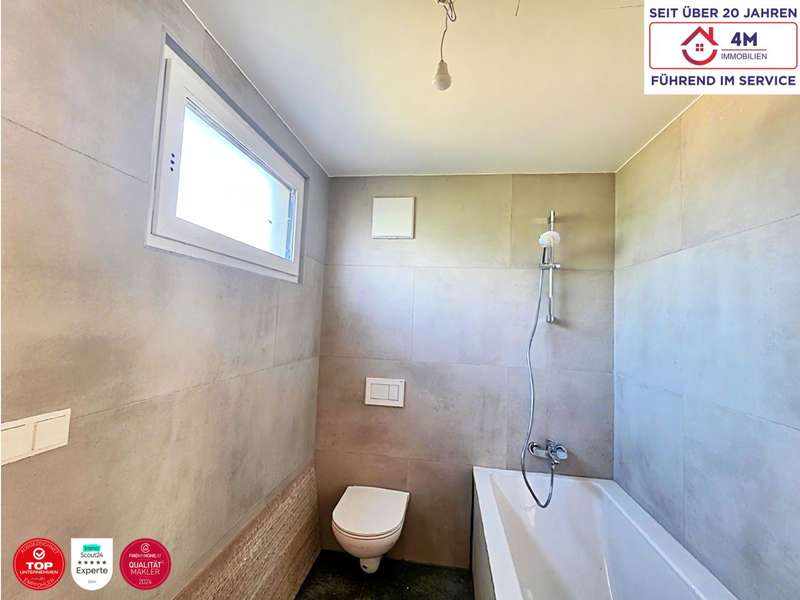 Reihenhaus Wien: Badezimmer OG Badezimmer OG