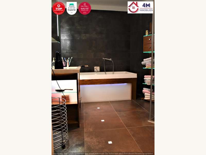 Einfamilienhaus Krems an der Donau: Badezimmer_OG_1 Badezimmer_OG_1