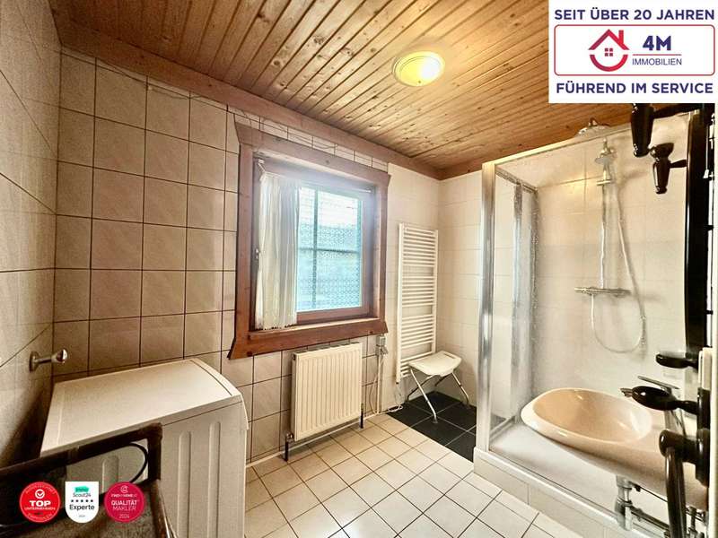 Einfamilienhaus Wien: Badezimmer Badezimmer