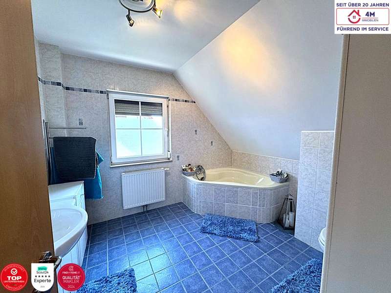 Einfamilienhaus Gattendorf: Badezimmer Badezimmer