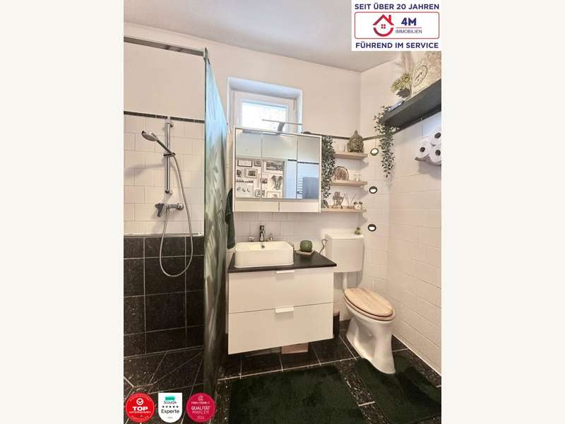 Einfamilienhaus Siegendorf: Badezimmer Badezimmer