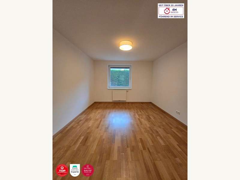 Mietwohnung Baden: Schlafzimmer Schlafzimmer